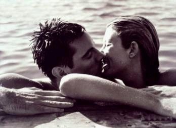                   Que dieu prot�ge notre amour