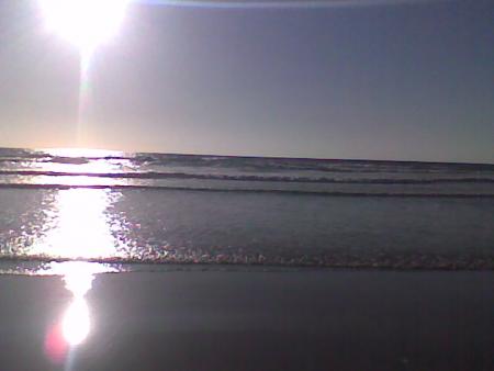 tans que ya de la mer tan que yas des souvenir qui revien  ....